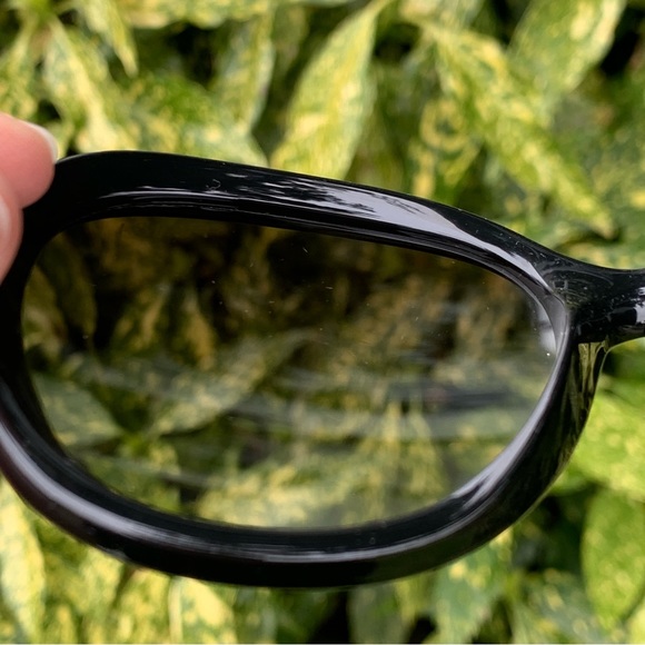 Prada Black SPR 09O Logo Sunglasses | NO CASE | Designer Eyewear Made in Italy - Picture 6 of 9